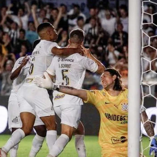 Corinthians triunfa em partida dramática contra o rival